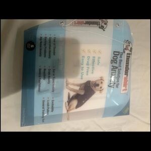 Dog medium anxiety thunder shirt for dogs NEW